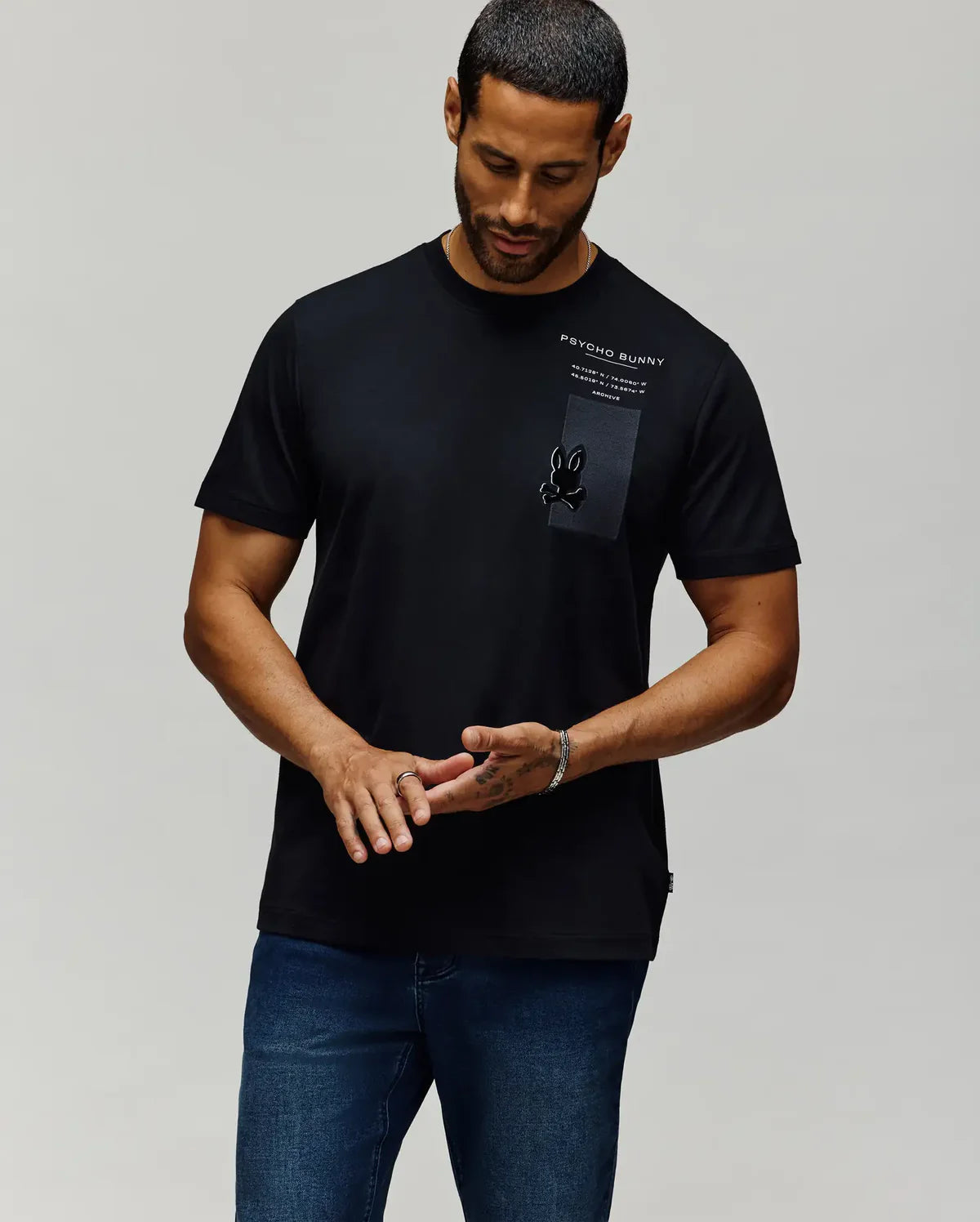 Men's summit graphic tee