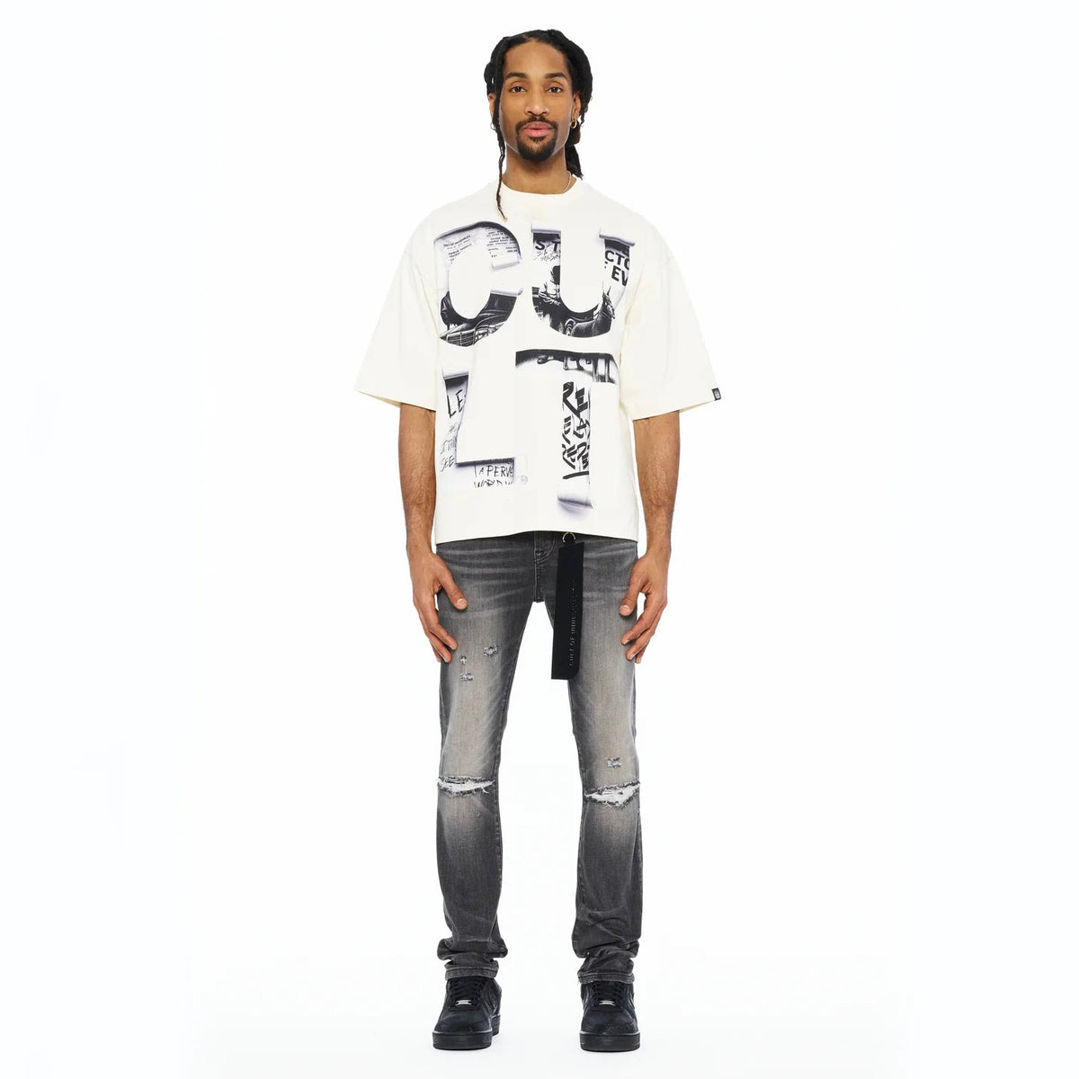 Cult's Oversized Short Sleeve Crew Neck Tee "Cult Newspaper" 260 Gr In Winter White  626B8-K29A