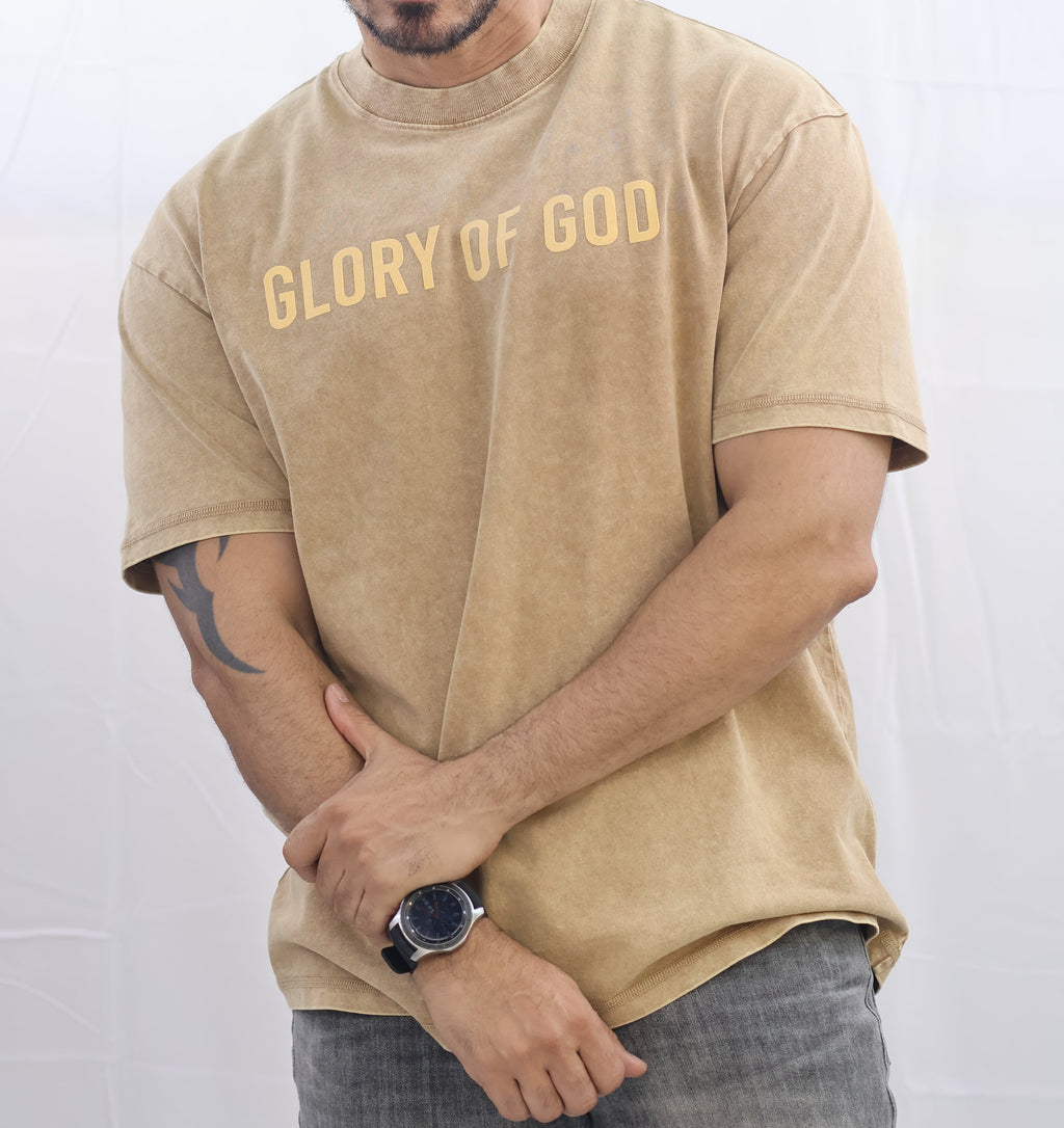 Glory of God Oversized T-Shirt - in Light Brown