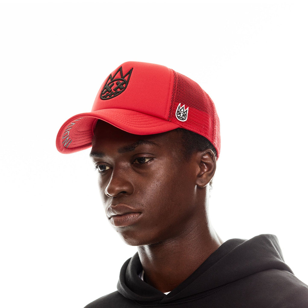 SHIMUCHAN LOGO MESH BACK TRUCKER HAT IN RED
