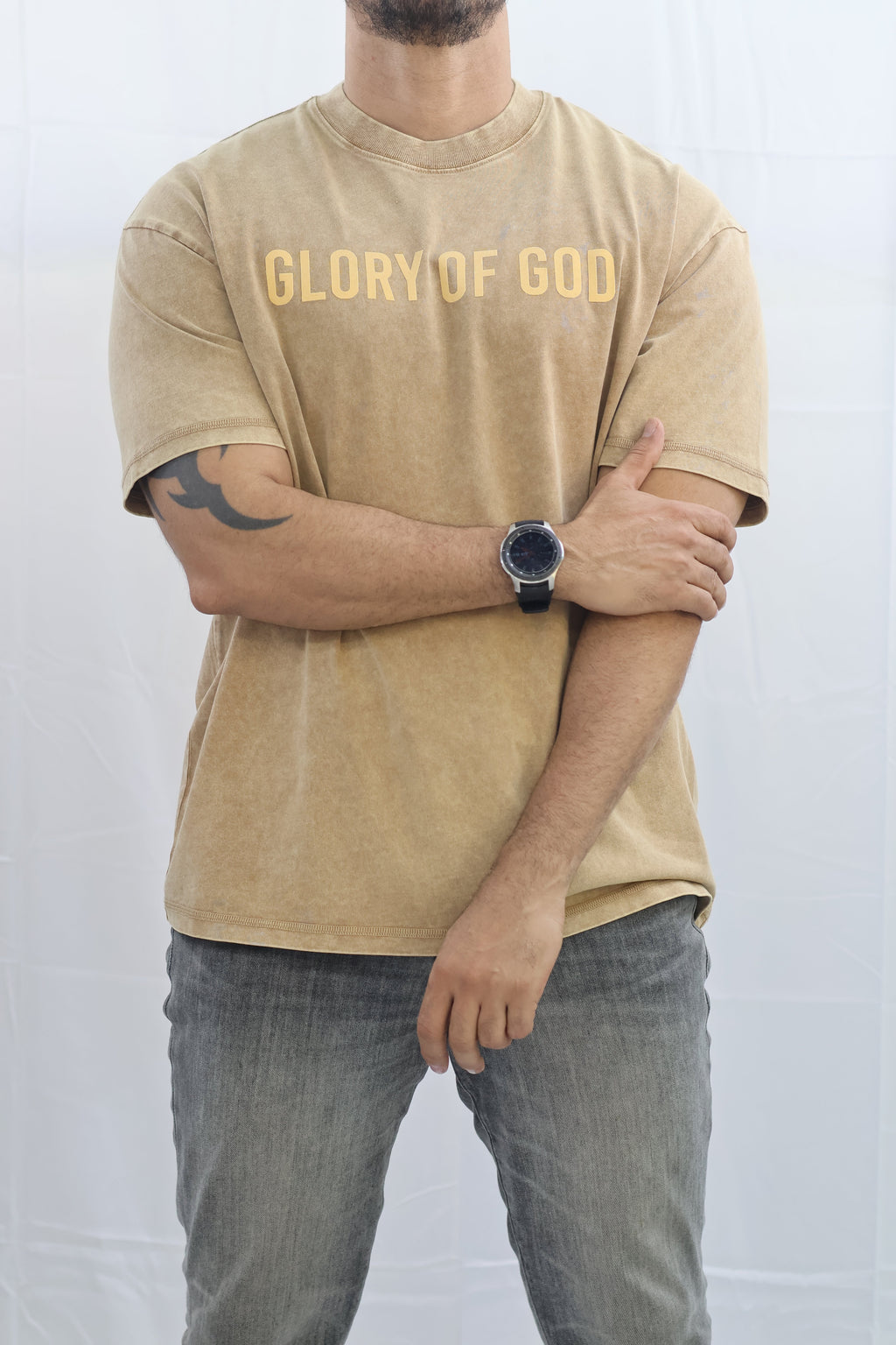 Glory of God Oversized T-Shirt - in Light Brown